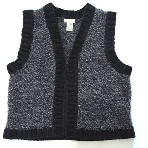 VTG Yarnworks mohair blend textured zip up sweater vest. Large.